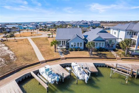 110 Foxtail Lane Rockport TX 78382