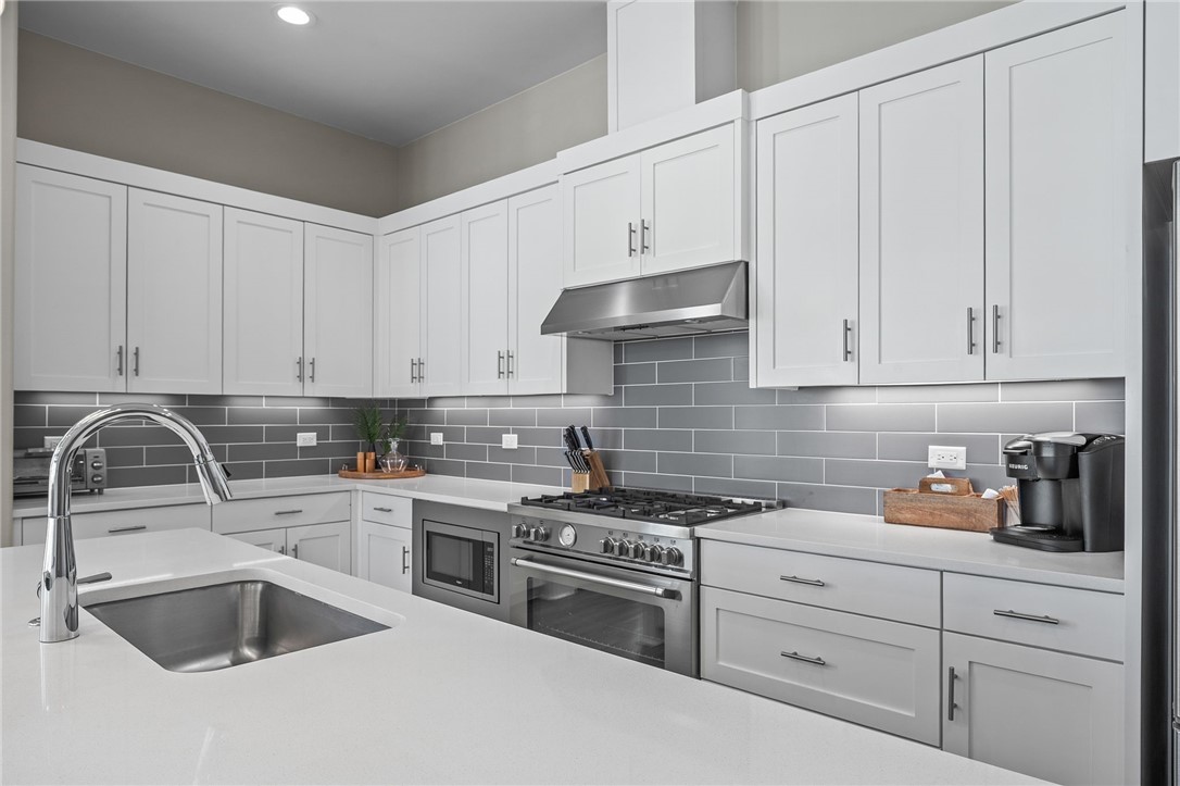 110 Foxtail Lane Rockport TX 78382