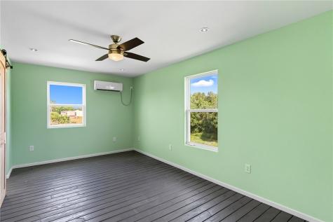 1123 S Fuqua Street Rockport TX 78382