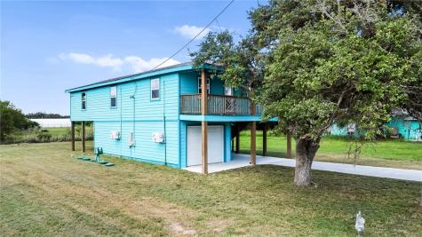 1123 S Fuqua Street Rockport TX 78382