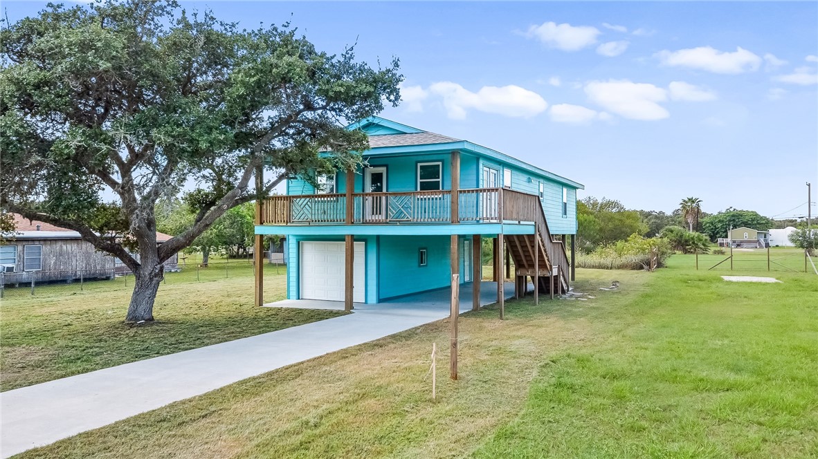 1123 S Fuqua Street Rockport TX 78382