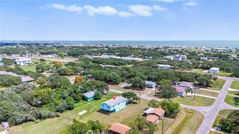 1123 S Fuqua Street Rockport TX 78382
