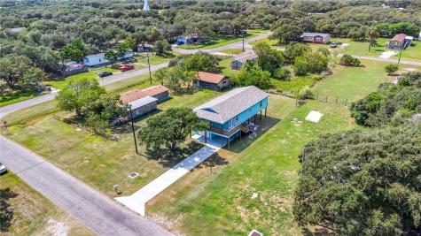 1123 S Fuqua Street Rockport TX 78382