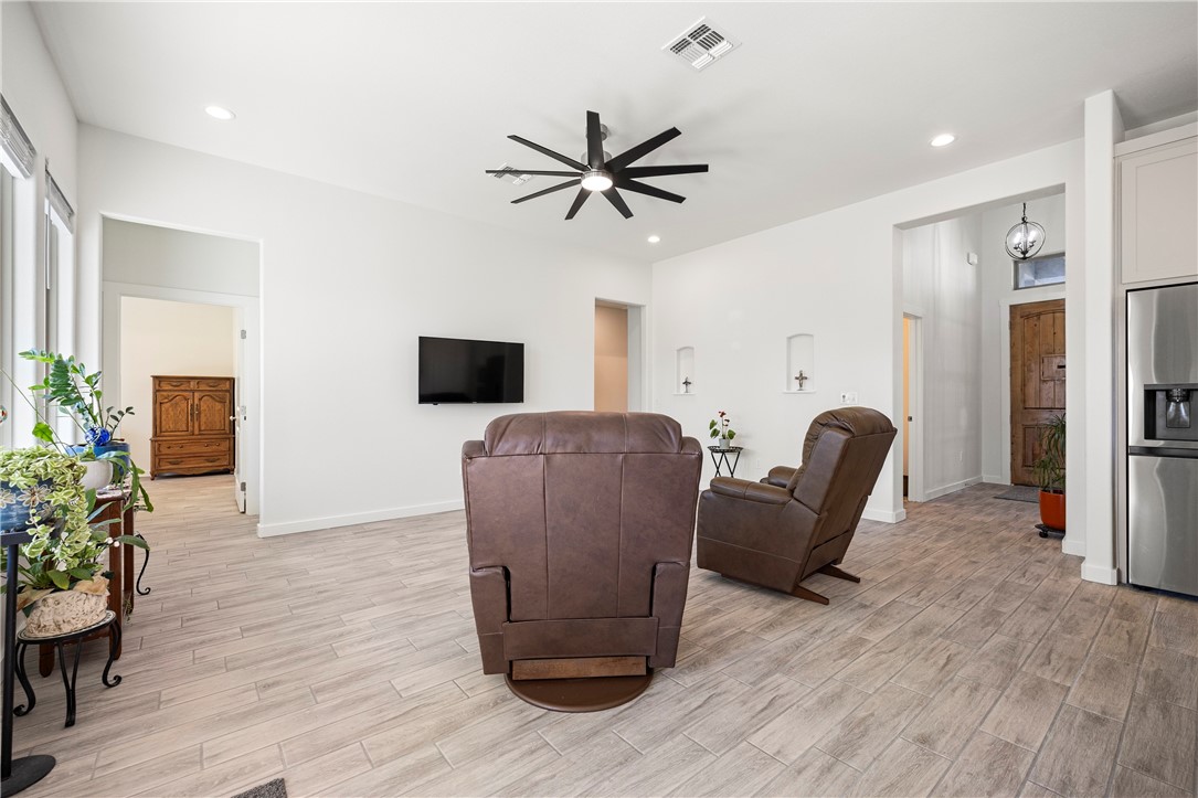 1701 Elm View Drive Corpus Christi TX 78418