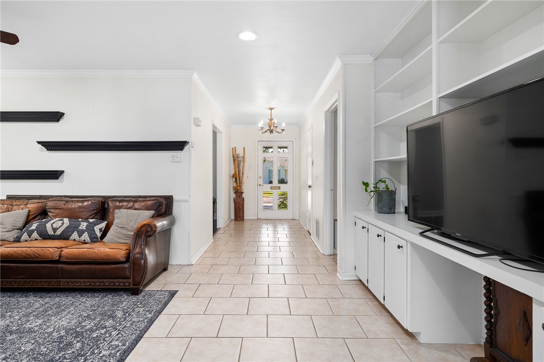 53 Camden Place Corpus Christi TX 78412