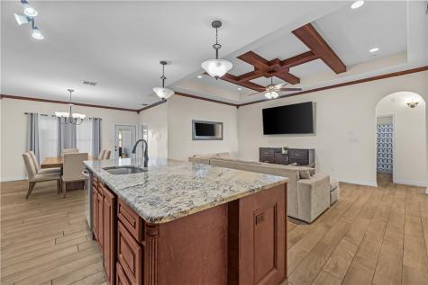3818 Woodhouse Corpus Christi TX 78414
