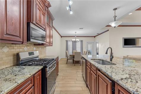 3818 Woodhouse Corpus Christi TX 78414