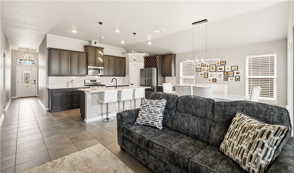 7725 Pruet Drive Corpus Christi TX 78414