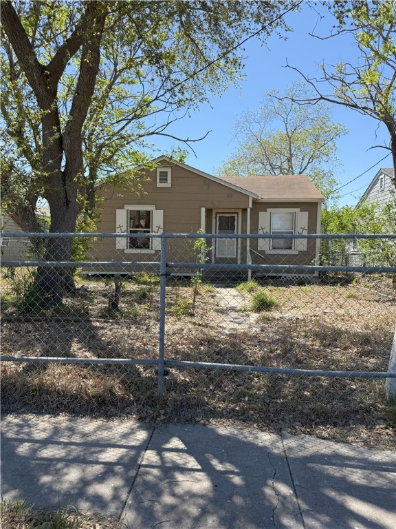 1449 16th Street Corpus Christi TX 78404