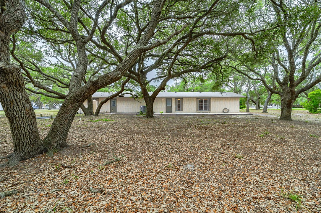 1309 Mesquite Street Rockport TX 78382