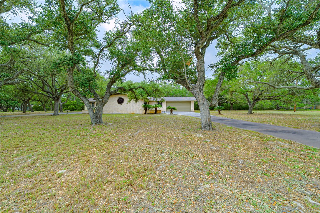 1309 Mesquite Street Rockport TX 78382