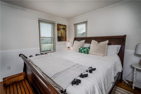 1703 Bayshores Rockport TX 78382