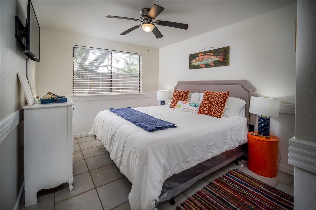 1703 Bayshores Rockport TX 78382