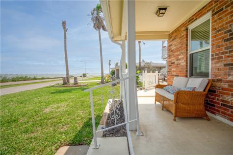 1703 Bayshores Rockport TX 78382
