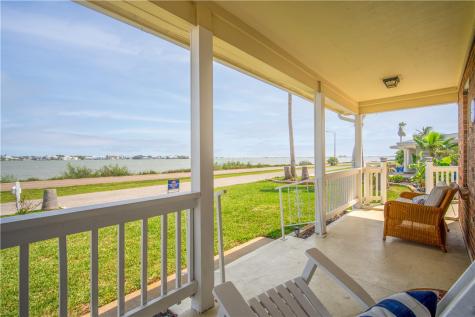 1703 Bayshores Rockport TX 78382