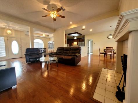 4914 Kerrville Drive Corpus Christi TX 78413