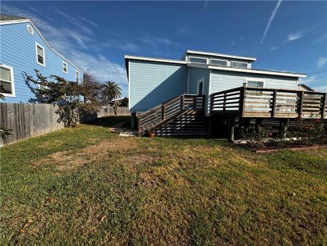 202 W Roberts Avenue Port Aransas TX 78373