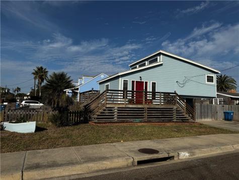 202 W Roberts Avenue Port Aransas TX 78373