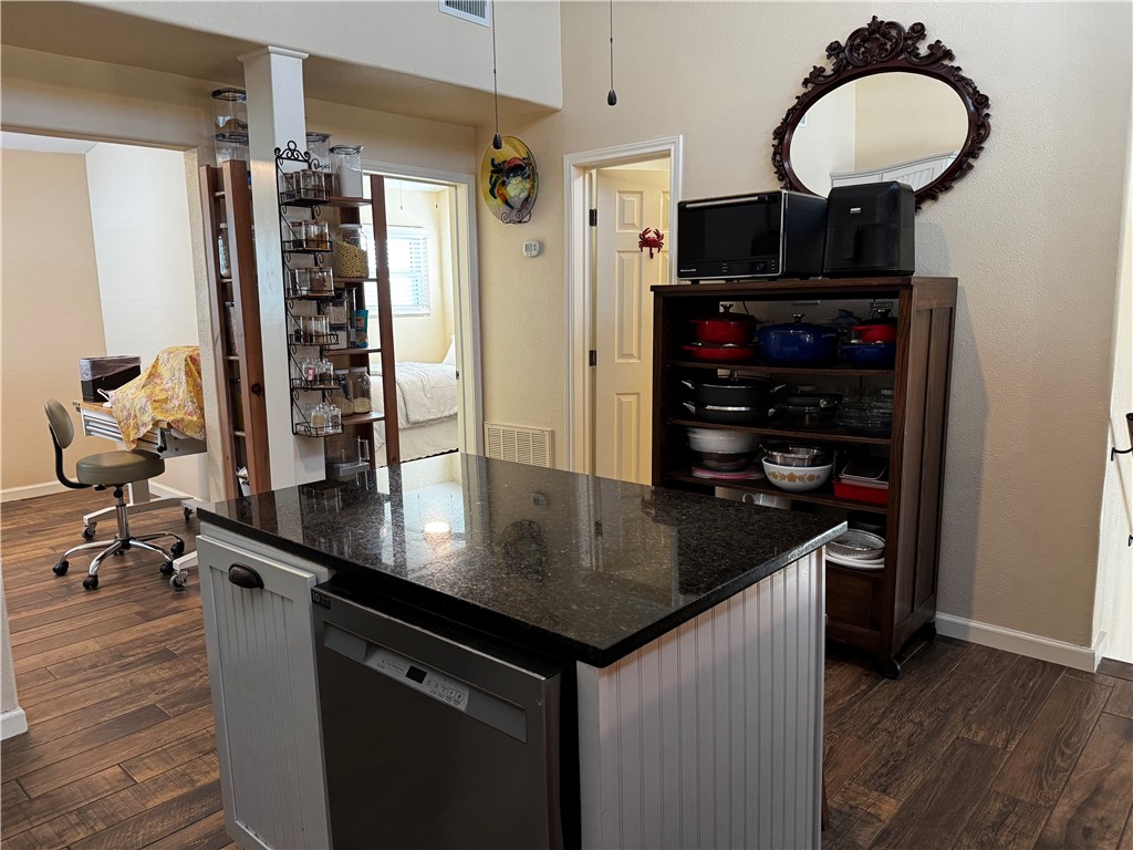 202 W Roberts Avenue Port Aransas TX 78373