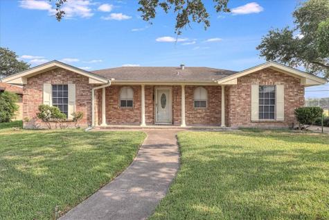 3718 Kingston Drive Corpus Christi TX 78415