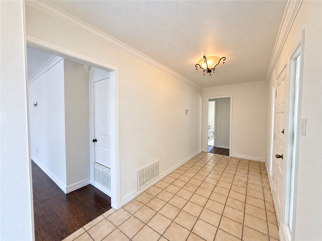 1118 Alexandria Drive Corpus Christi TX 78412