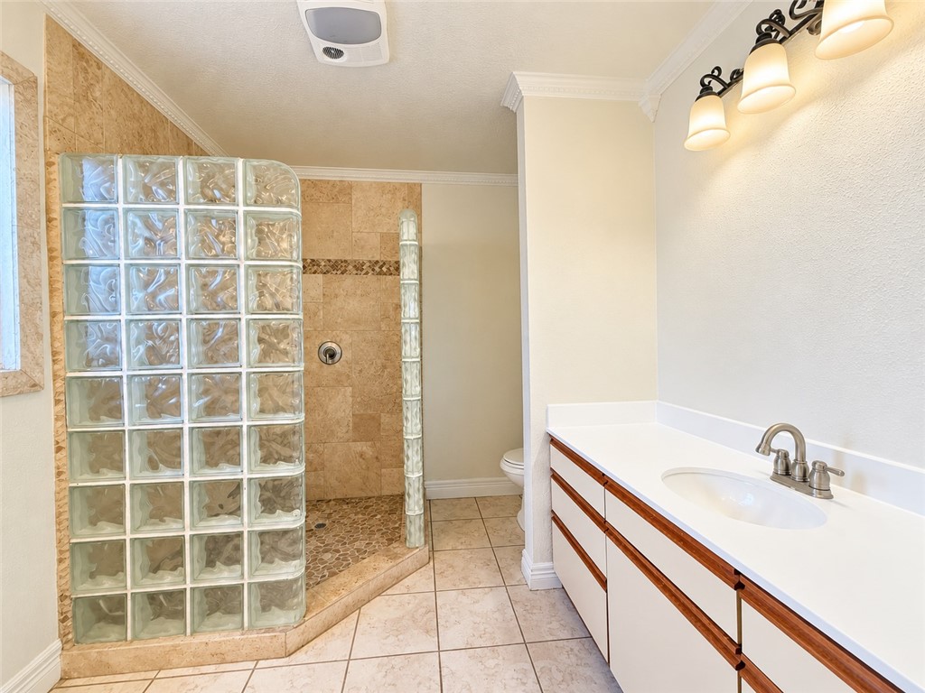 1118 Alexandria Drive Corpus Christi TX 78412
