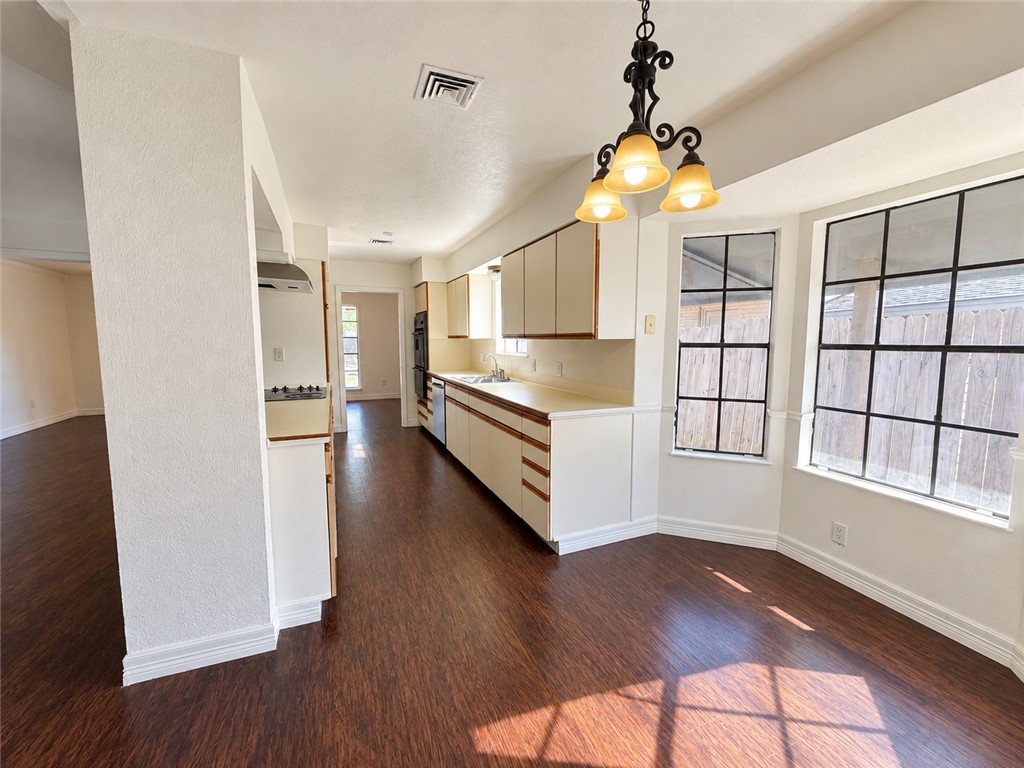 1118 Alexandria Drive Corpus Christi TX 78412