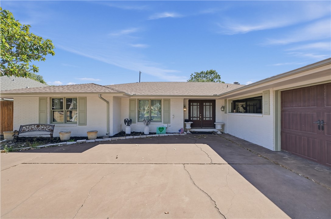 137 Del Mar Boulevard Corpus Christi TX 78404
