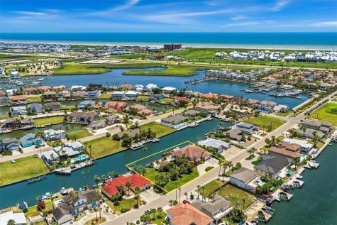 350 & 362 Mustang Boulevard Port Aransas TX 78373