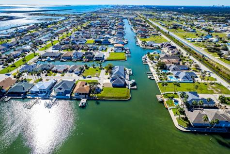 112 Dolphin Court Aransas Pass TX 78336