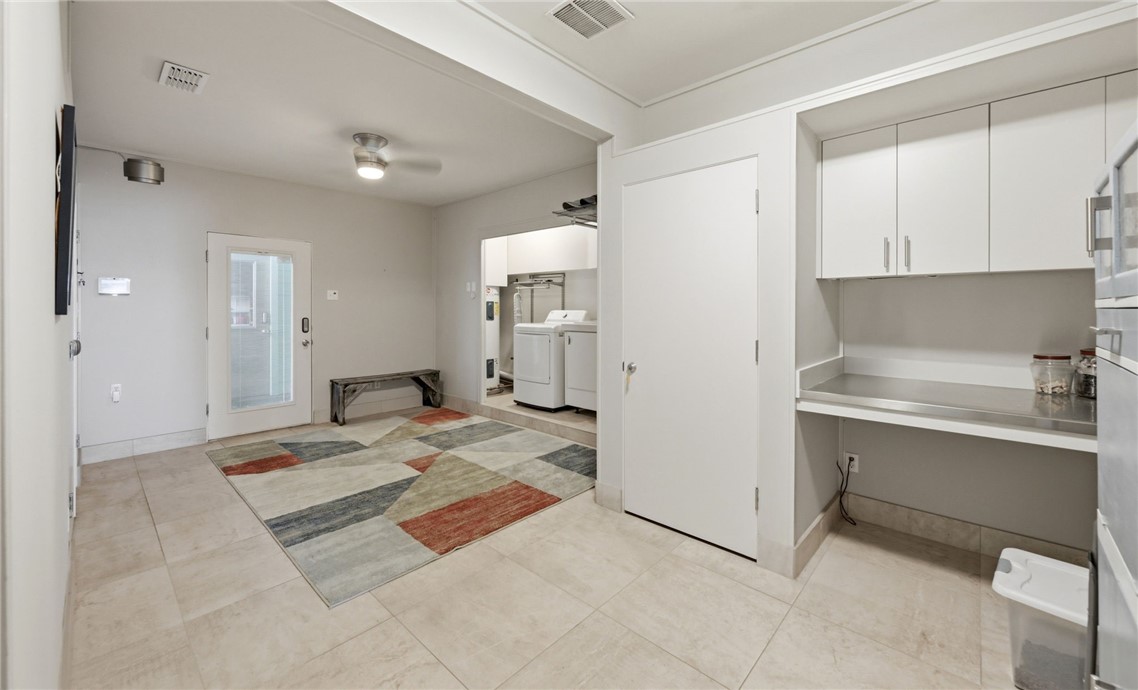 2011 Ocean Drive Corpus Christi TX 78404