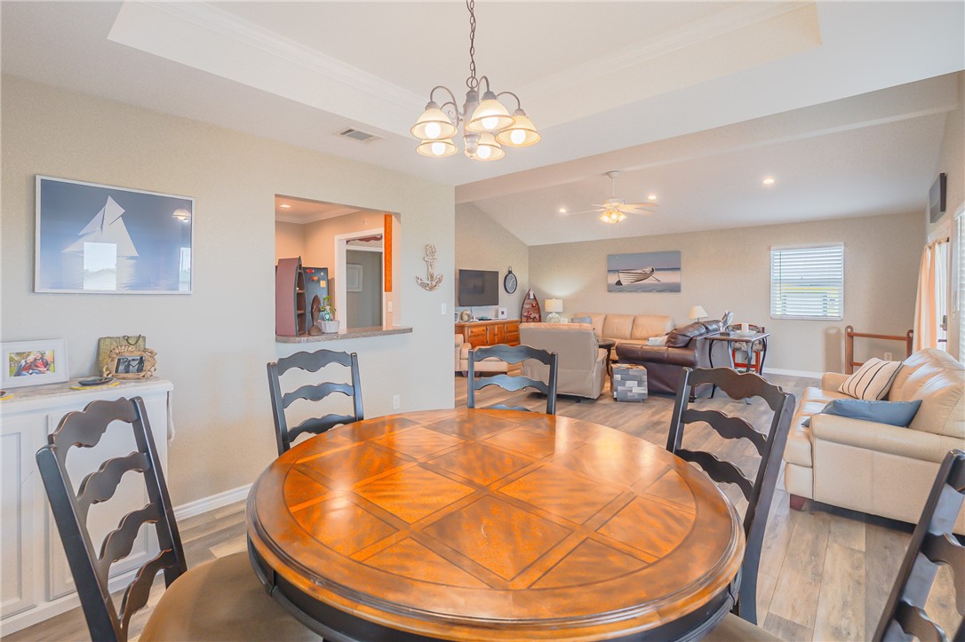 142 Lakeshore Drive Rockport TX 78382
