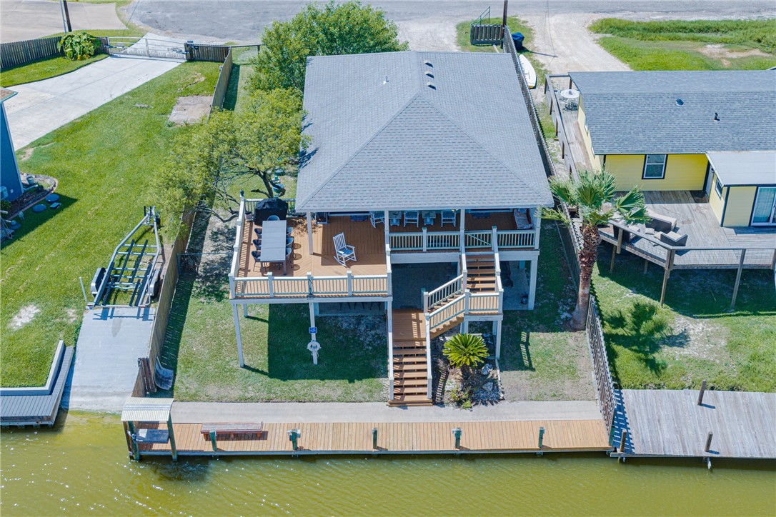 142 Lakeshore Drive Rockport TX 78382