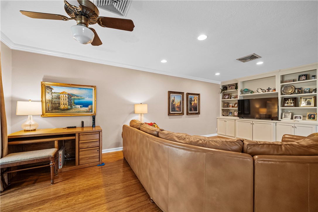 5034 Cascade Corpus Christi TX 78413