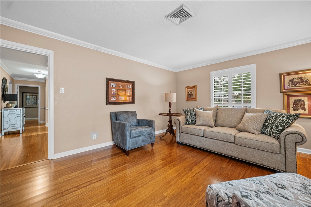 5034 Cascade Corpus Christi TX 78413