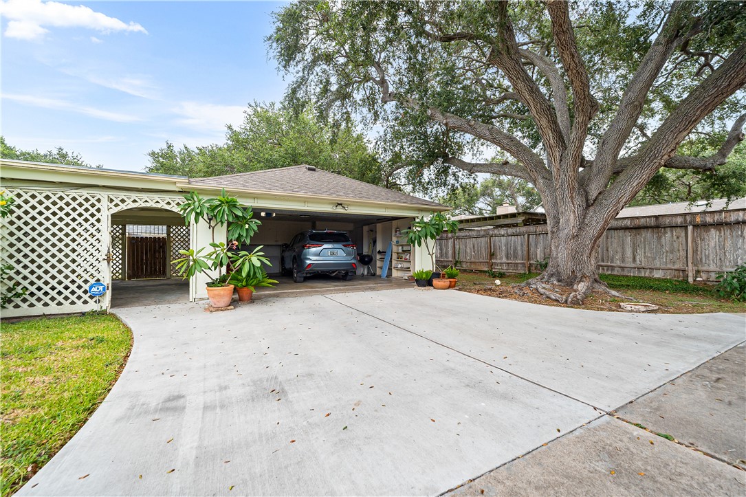 5034 Cascade Corpus Christi TX 78413