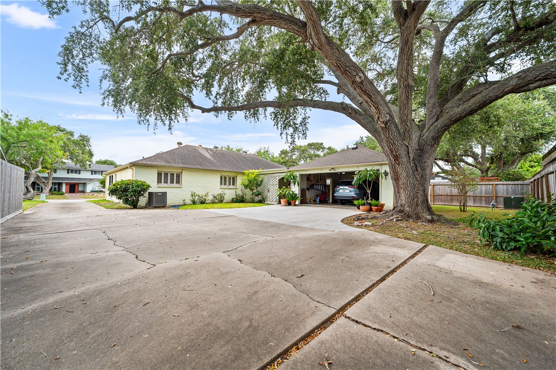 5034 Cascade Corpus Christi TX 78413