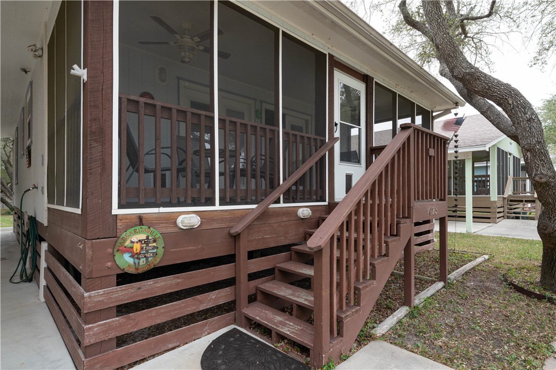 1023 S Fuqua Street Rockport TX 78382