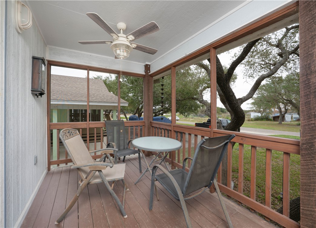 1023 S Fuqua Street Rockport TX 78382
