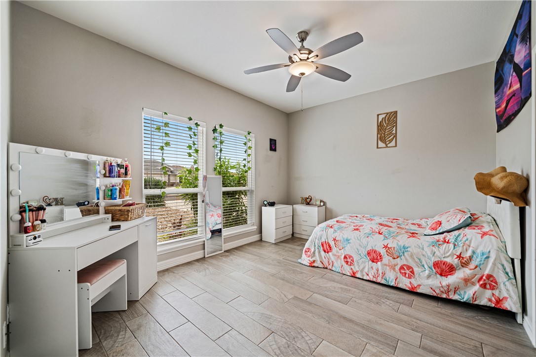 15433 Finistere Street Corpus Christi TX 78418