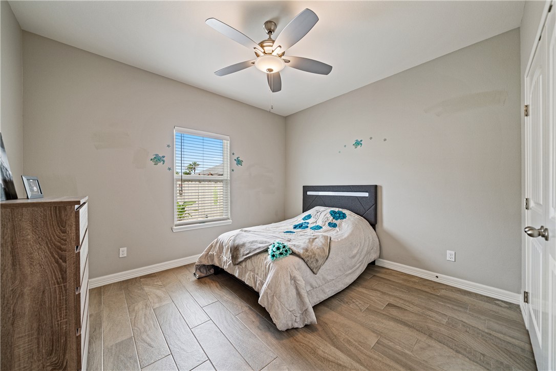 15433 Finistere Street Corpus Christi TX 78418