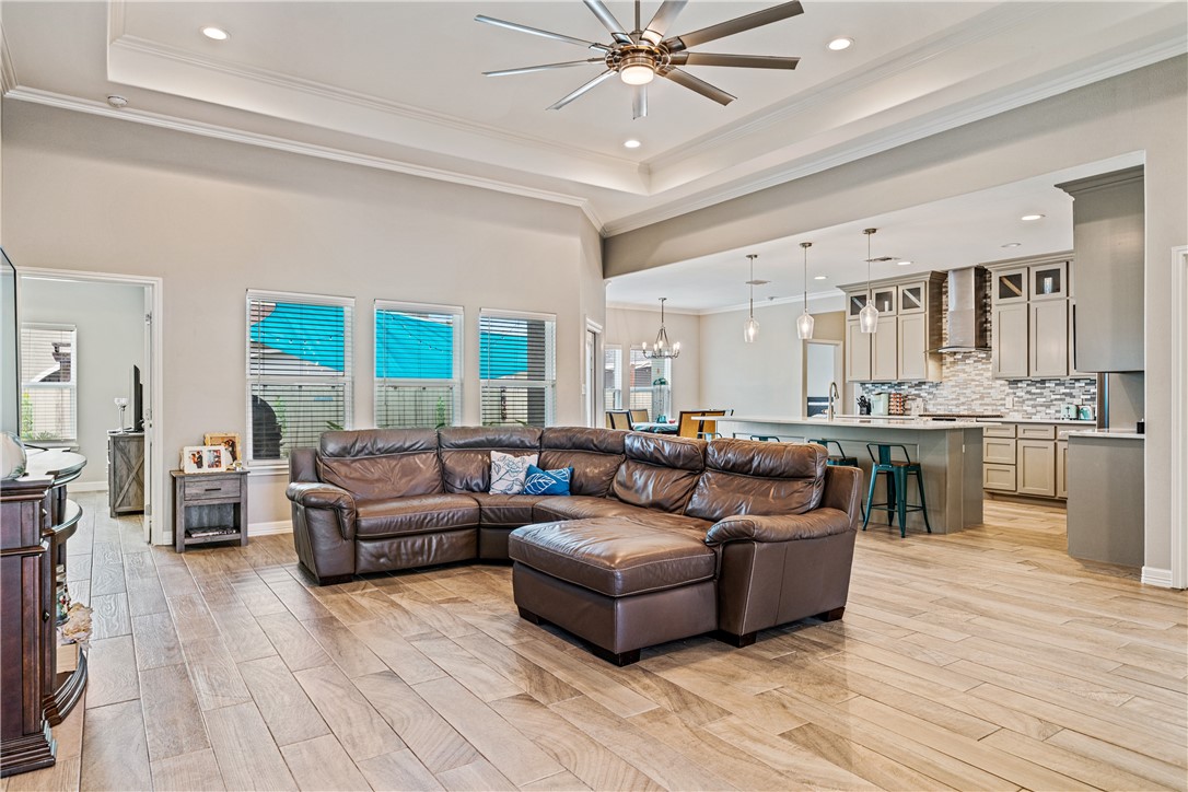 15433 Finistere Street Corpus Christi TX 78418