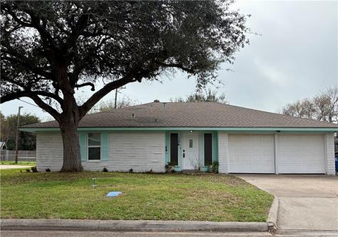 126 N Janin Circle Portland TX 78374