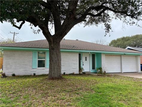 126 N Janin Circle Portland TX 78374