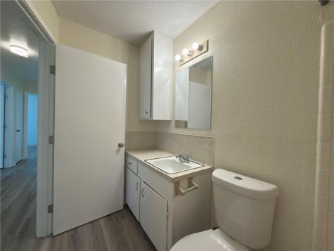 126 N Janin Circle Portland TX 78374