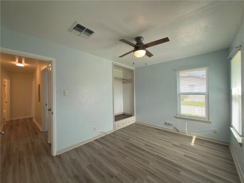 126 N Janin Circle Portland TX 78374