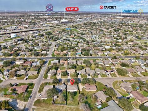 126 N Janin Circle Portland TX 78374