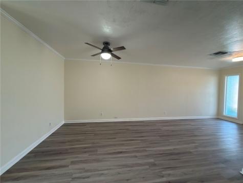 126 N Janin Circle Portland TX 78374