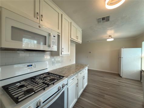 126 N Janin Circle Portland TX 78374