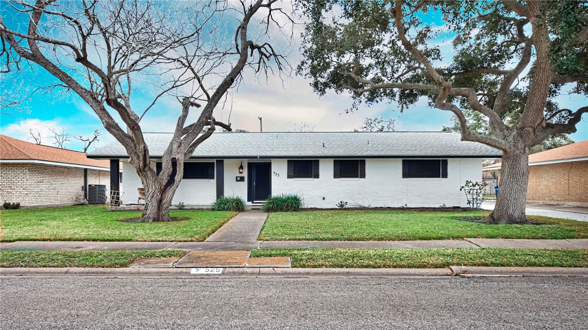 525 Belleview Drive Corpus Christi TX 78412